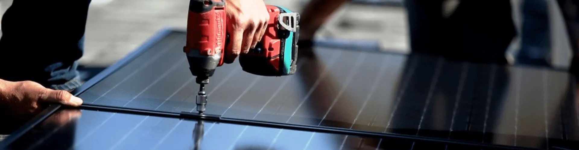 So Sánh Điện Mặt Trời Hòa Lưới và Độc Lập: Nên Chọn Hệ Nào?